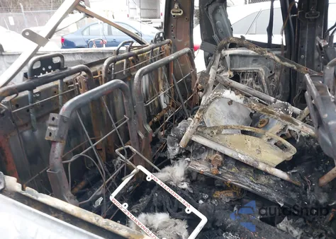 2014 Toyota Tundra Sr5 5.7L V8 z USA, uszkodzony, nr VIN 5TFUY5F16EX415894